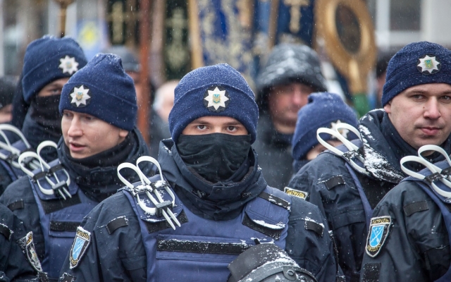 В Днепре спасатели и полицейские обеспечат безопасность на Крещение Фото № 0 В Днепре спасатели и полицейские обеспечат безопасность на Крещение Фото № 0
