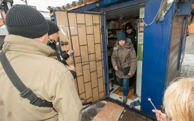 Днепр против МАФов: с карты города пропал еще один киоск Фото № 4 Днепр против МАФов: с карты города пропал еще один киоск Фото № 4