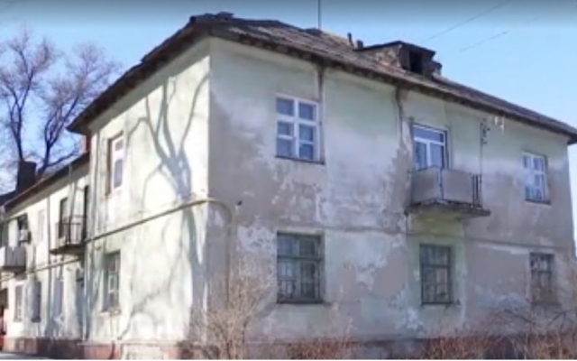 На Днепропетровщине люди живут в аварийных домах Фото № 0 На Днепропетровщине люди живут в аварийных домах Фото № 0