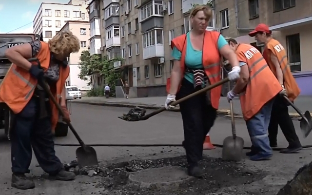 Ремонт дорог в Днепре: в городе ремонтировали сразу 10 улиц Фото № 0 Ремонт дорог в Днепре: в городе ремонтировали сразу 10 улиц Фото № 0