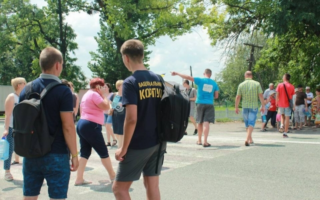 На Днепропетровщине протестовали жители военных поселков Фото № 0 На Днепропетровщине протестовали жители военных поселков Фото № 0