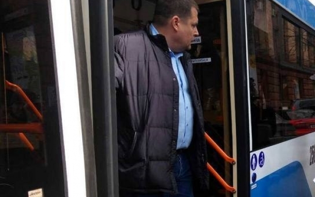 В Днепре Борису Филатову предложили убрать из города маршрутки Фото № 0 В Днепре Борису Филатову предложили убрать из города маршрутки Фото № 0