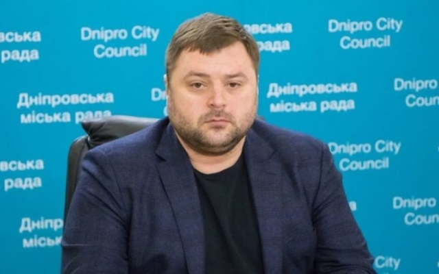 Михаил Лысенко посадил елки на Красном Камне Фото № 0 Михаил Лысенко посадил елки на Красном Камне Фото № 0