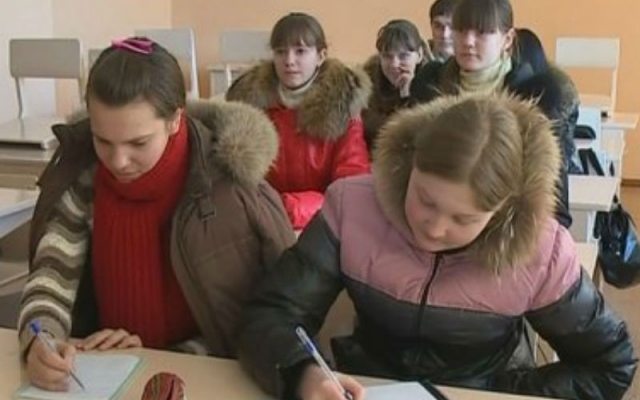 В Днепре дети учатся в холодных школах Фото № 0 В Днепре дети учатся в холодных школах Фото № 0