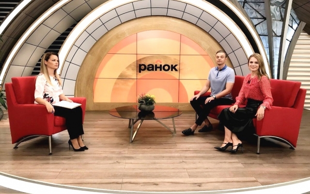 Ведущие ток-шоу «Роман с Ольгой»: «У нас разные взгляды на жизненные ситуации» Фото № 0 Ведущие ток-шоу «Роман с Ольгой»: «У нас разные взгляды на жизненные ситуации» Фото № 0