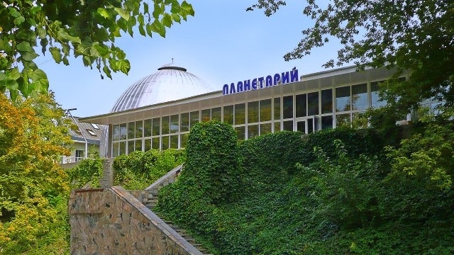 В Планетарий Днепра отличникам вход бесплатный Фото № 1 В Планетарий Днепра отличникам вход бесплатный Фото № 1
