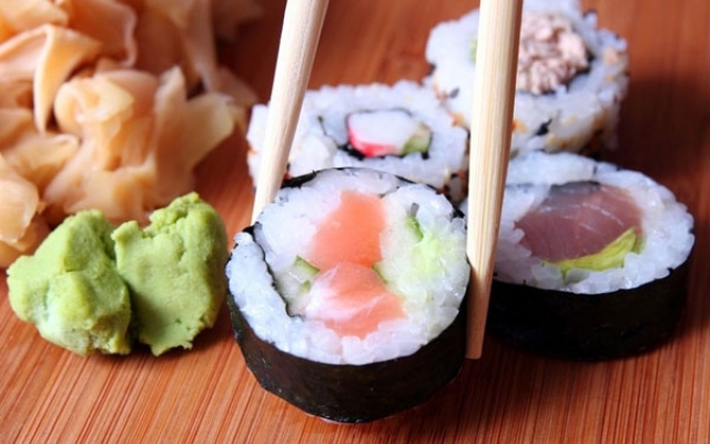 Роллы со вкусом целлофана: как готовят в суши-барах Кривого Рога? Фото № 0 Роллы со вкусом целлофана: как готовят в суши-барах Кривого Рога? Фото № 0