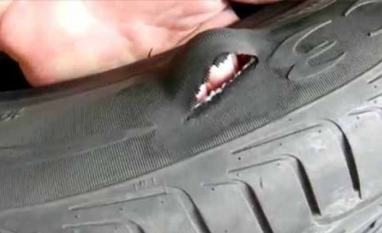 ДТП в Днепре: автомобили режут колеса об рельсы Фото № 0 ДТП в Днепре: автомобили режут колеса об рельсы Фото № 0