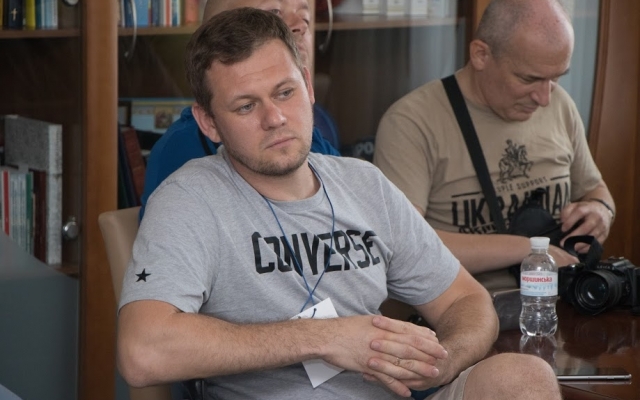 Один на один с блогерами: мэр Днепра встретился с интернет-мыслителями Фото № 1 Один на один с блогерами: мэр Днепра встретился с интернет-мыслителями Фото № 1
