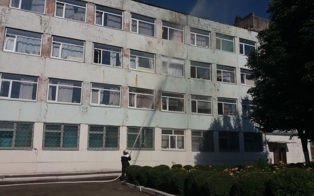 На Днепропетровщине пожарные провели учения в женской колонии Фото № 3 На Днепропетровщине пожарные провели учения в женской колонии Фото № 3