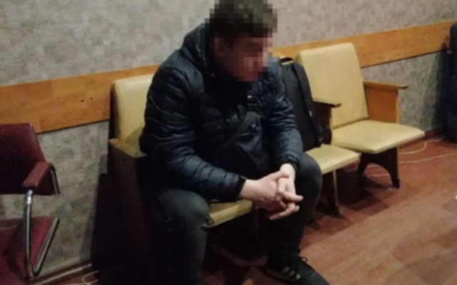 Житель Днепропетровщины изнасиловал ребенка неестественным путем Фото № 0 Житель Днепропетровщины изнасиловал ребенка неестественным путем Фото № 0