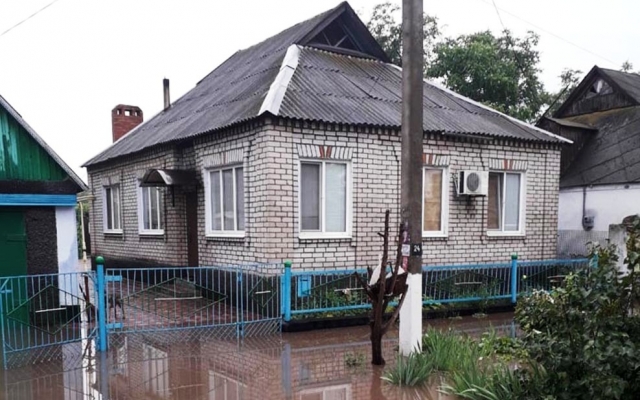 На Днепропетровщине четвертый раз за декаду затопило райцентр Фото № 2 На Днепропетровщине четвертый раз за декаду затопило райцентр Фото № 2