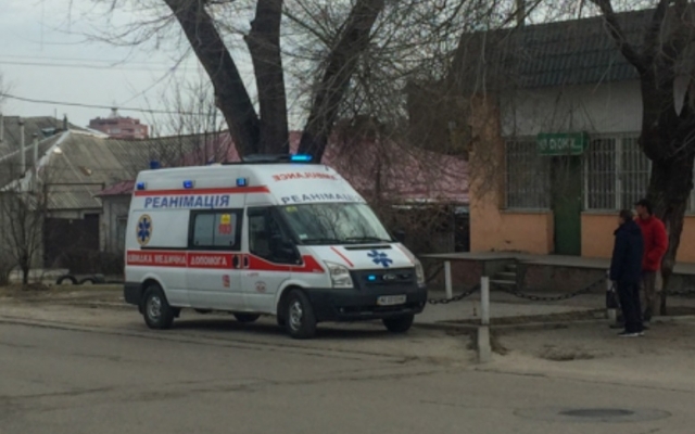 ДТП в Днепре: автомобиль сбил девушку Фото № 0 ДТП в Днепре: автомобиль сбил девушку Фото № 0