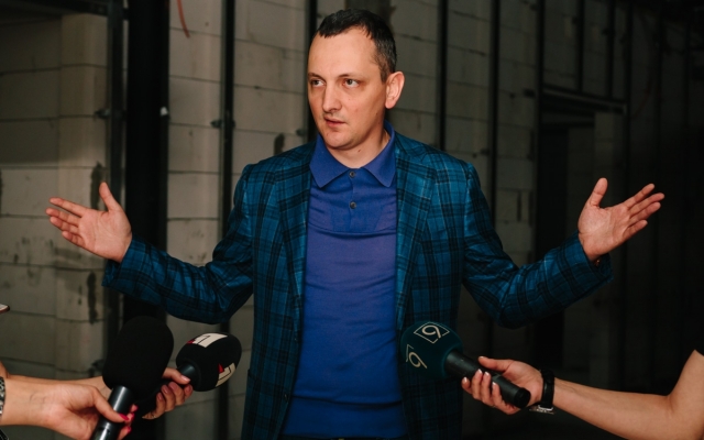 Юрий Голик рассказал о ремонте в школе Илларионово Фото № 0 Юрий Голик рассказал о ремонте в школе Илларионово Фото № 0