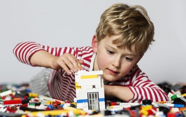 Днепропетровщина получила конструкторы Lego для первоклашек Фото № 0 Днепропетровщина получила конструкторы Lego для первоклашек Фото № 0