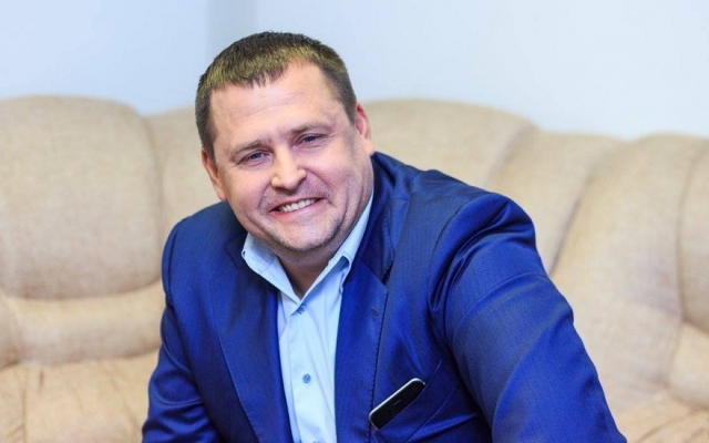 Борис Филатов : Борис Филатов :