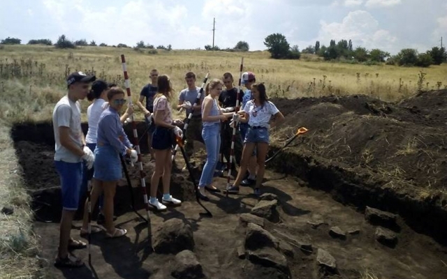 Днепропетровщина историческая: раскопки в Токовском Фото № 0 Днепропетровщина историческая: раскопки в Токовском Фото № 0