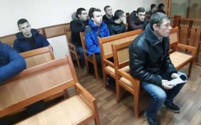 Житель Днепропетровщины попал в тюрьму за надругательство над флагом Фото № 0 Житель Днепропетровщины попал в тюрьму за надругательство над флагом Фото № 0