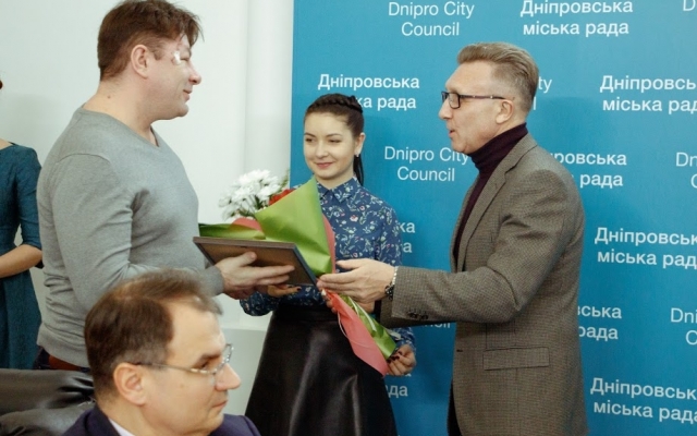 В Днепре деятели культуры отпраздновали День театра Фото № 0 В Днепре деятели культуры отпраздновали День театра Фото № 0