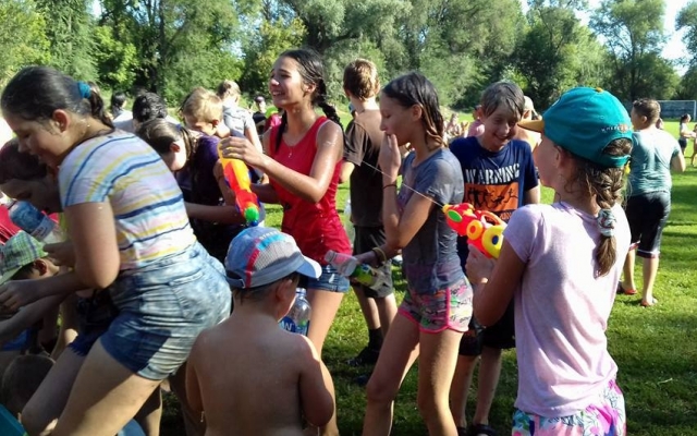 В Днепре прошла «Водная битва» Фото № 1 В Днепре прошла «Водная битва» Фото № 1