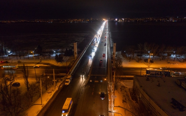 В Днепре горожанин увидел трещину на Новом мосту Фото № 0 В Днепре горожанин увидел трещину на Новом мосту Фото № 0