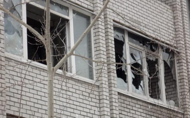 В Днепре вандалы массово бьют стекла Фото № 0 В Днепре вандалы массово бьют стекла Фото № 0