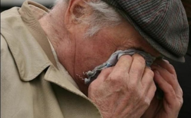 В Днепре избили и ограбили пенсионера Фото № 0 В Днепре избили и ограбили пенсионера Фото № 0