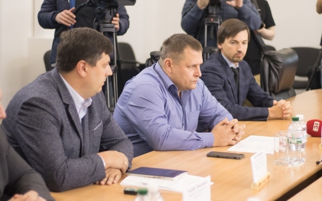 Борис Филатов: Борис Филатов: