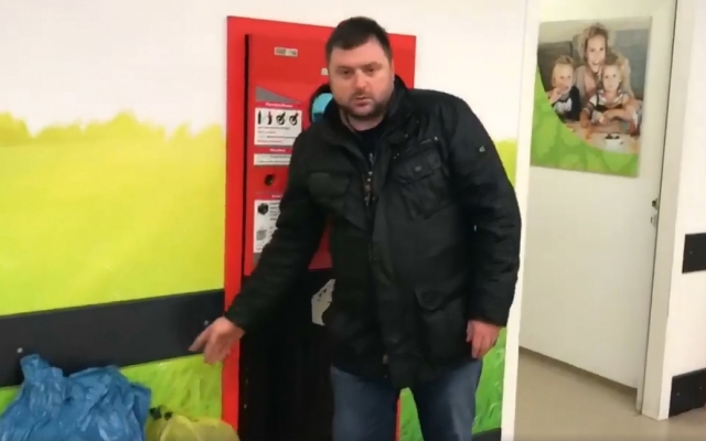 Михаил Лысенко рассказал о том, как нужно сдавать бутылки в Германии Фото № 0 Михаил Лысенко рассказал о том, как нужно сдавать бутылки в Германии Фото № 0