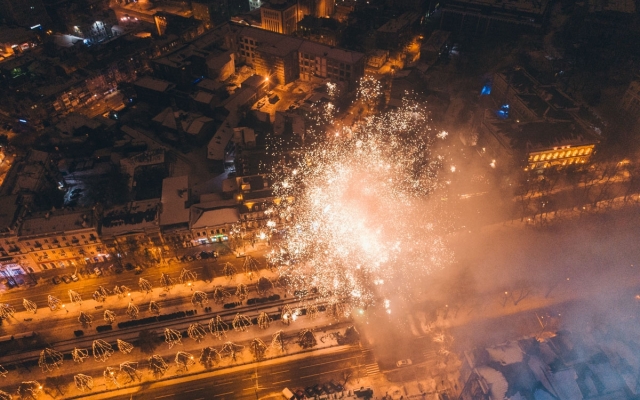 В Днепре планируют опять запретить фейерверки Фото № 0 В Днепре планируют опять запретить фейерверки Фото № 0