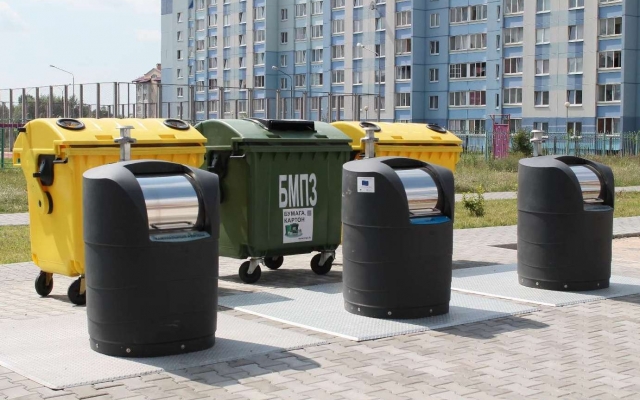 В Днепре закупят пластиковые мусорные контейнеры за 25 миллионов гривен Фото № 0 В Днепре закупят пластиковые мусорные контейнеры за 25 миллионов гривен Фото № 0