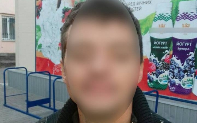 В Днепре мужчина выпил бутылку коньяка, не дойдя до кассы Фото № 0 В Днепре мужчина выпил бутылку коньяка, не дойдя до кассы Фото № 0