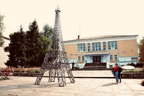 На Днепропетровщине появилась копия Эйфелевой башни Фото № 0 На Днепропетровщине появилась копия Эйфелевой башни Фото № 0