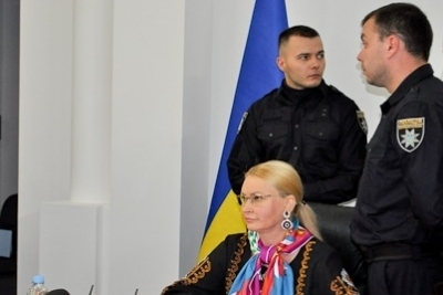 Светлана Епифанцева пришла на заседание с охраной Фото № 0 Светлана Епифанцева пришла на заседание с охраной Фото № 0