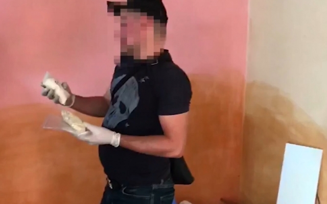 Уроженец Днепра организовал подпольную нарколабораторию Фото № 0 Уроженец Днепра организовал подпольную нарколабораторию Фото № 0