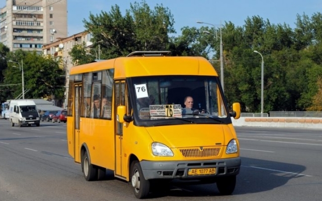 ДТП в Днепре: водитель 76-й маршрутки потерял сознание Фото № 0 ДТП в Днепре: водитель 76-й маршрутки потерял сознание Фото № 0
