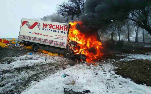 Трагическая авария на Днепропетровщине: трое человек погибли Фото № 0 Трагическая авария на Днепропетровщине: трое человек погибли Фото № 0