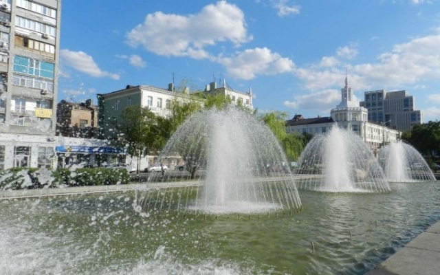 В Днепре на ремонт и очистку фонтанов хотят потратить 3,7 миллиона гривен Фото № 0 В Днепре на ремонт и очистку фонтанов хотят потратить 3,7 миллиона гривен Фото № 0