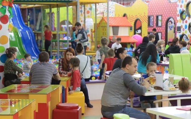 Отдых маленькой криворожанки во Fly Park завершился травмой Фото № 0 Отдых маленькой криворожанки во Fly Park завершился травмой Фото № 0