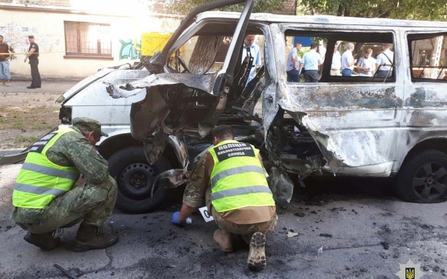 ЧП на Днепропетровщине: взорван автомобиль, которым управлял депутат Фото № 0 ЧП на Днепропетровщине: взорван автомобиль, которым управлял депутат Фото № 0