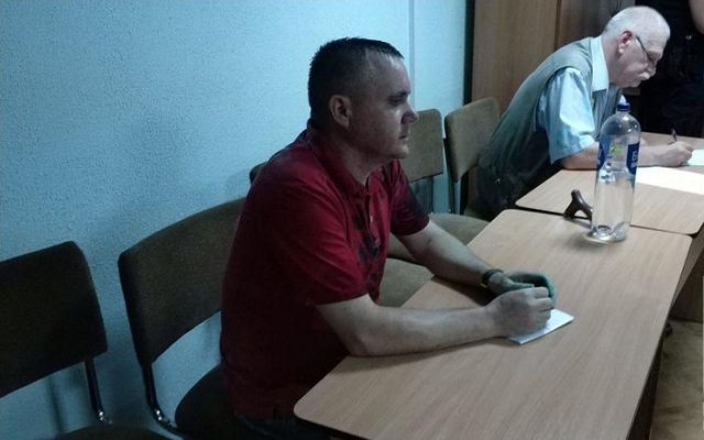 На Днепропетровщине депутата окатили зеленкой Фото № 0 На Днепропетровщине депутата окатили зеленкой Фото № 0