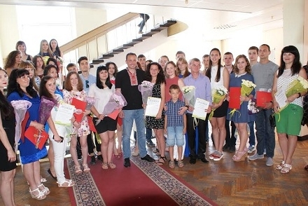 На Днепропетровщине отпраздновали День молодежи Фото № 0 На Днепропетровщине отпраздновали День молодежи Фото № 0