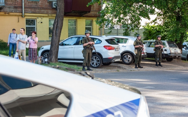 Дети напуганы, но мы извинимся: учения полиции в Днепре Фото № 0 Дети напуганы, но мы извинимся: учения полиции в Днепре Фото № 0