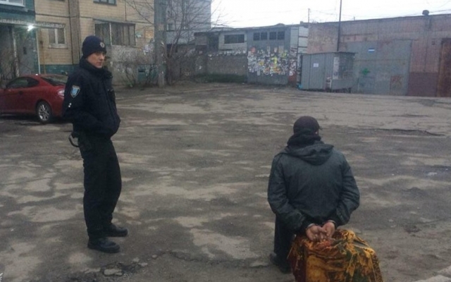 В Днепре полиция задержала похитителя телевизоров Фото № 0 В Днепре полиция задержала похитителя телевизоров Фото № 0