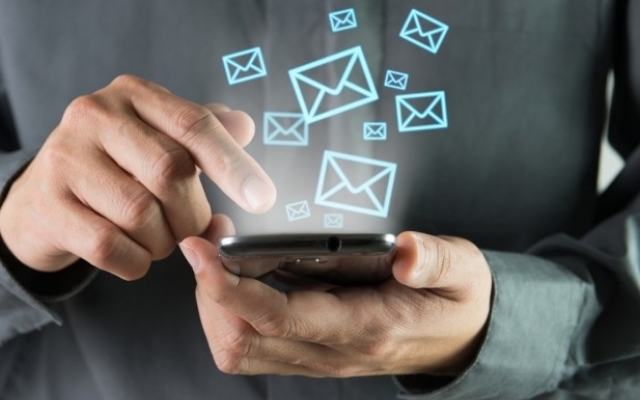 Жителям Днепра присылают SMS о долгах за электроэнергию Фото № 0 Жителям Днепра присылают SMS о долгах за электроэнергию Фото № 0