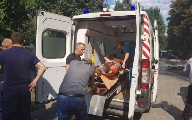 ЧП на Днепропетровщине: взорван автомобиль, которым управлял депутат Фото № 1 ЧП на Днепропетровщине: взорван автомобиль, которым управлял депутат Фото № 1