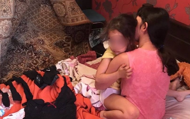 На Днепропетровщине родители насиловали собственную дочь Фото № 0 На Днепропетровщине родители насиловали собственную дочь Фото № 0