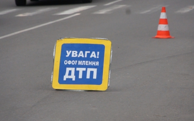 ДТП на Днепропетровщине: на дороге столкнулись два грузовых авто Фото № 0 ДТП на Днепропетровщине: на дороге столкнулись два грузовых авто Фото № 0
