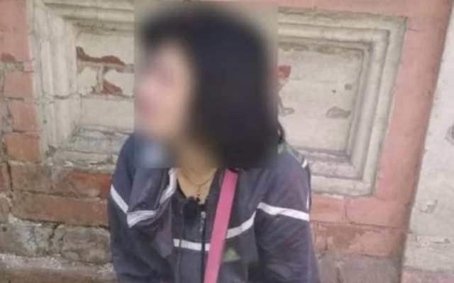 В Днепре женщина среди бела дня вырезала кабель Фото № 0 В Днепре женщина среди бела дня вырезала кабель Фото № 0