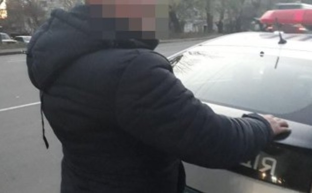 В Днепре задержали автомобильного вора Фото № 0 В Днепре задержали автомобильного вора Фото № 0